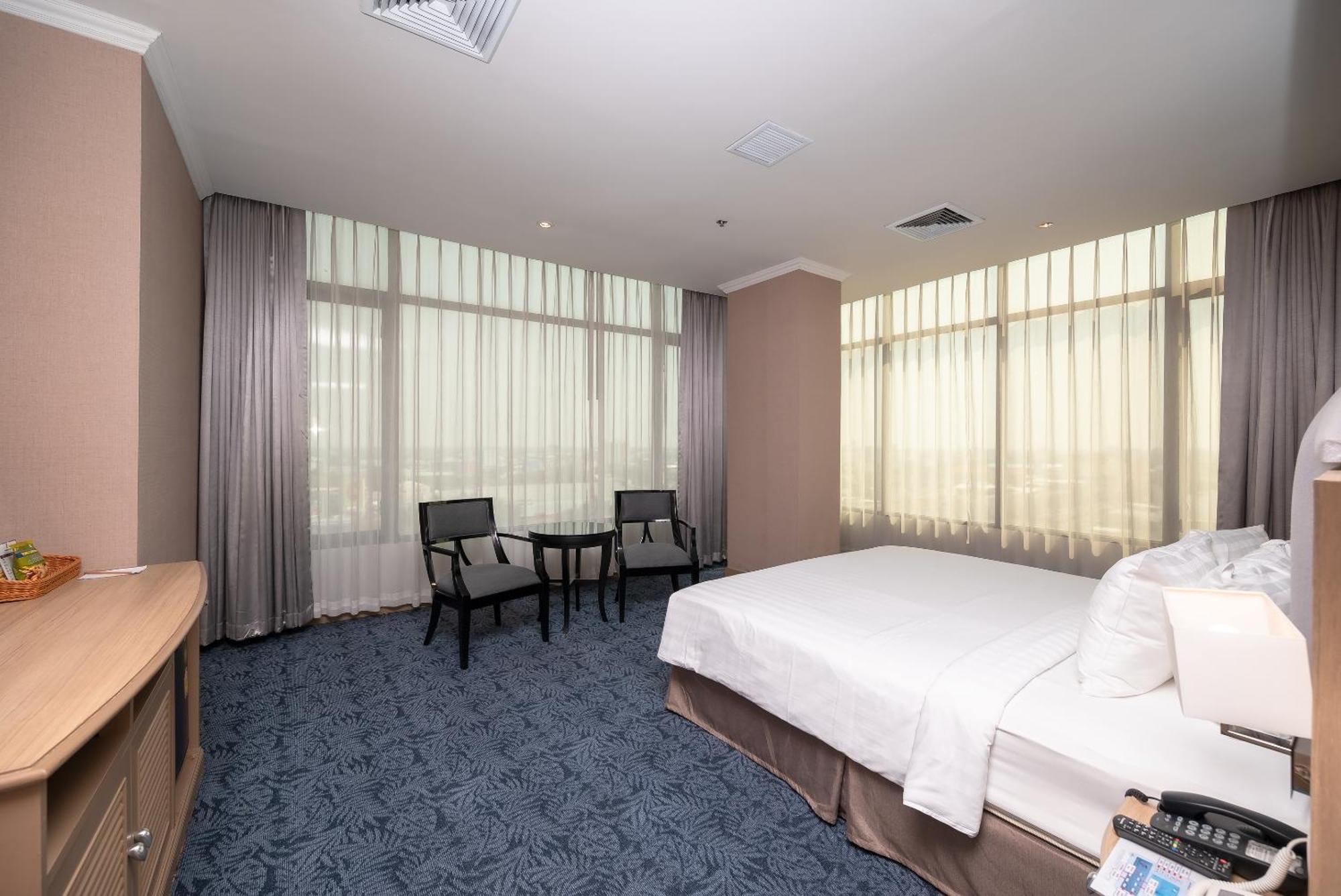 Fortune Hotel Korat- Sha Plus Nakhonratchasima Exterior photo