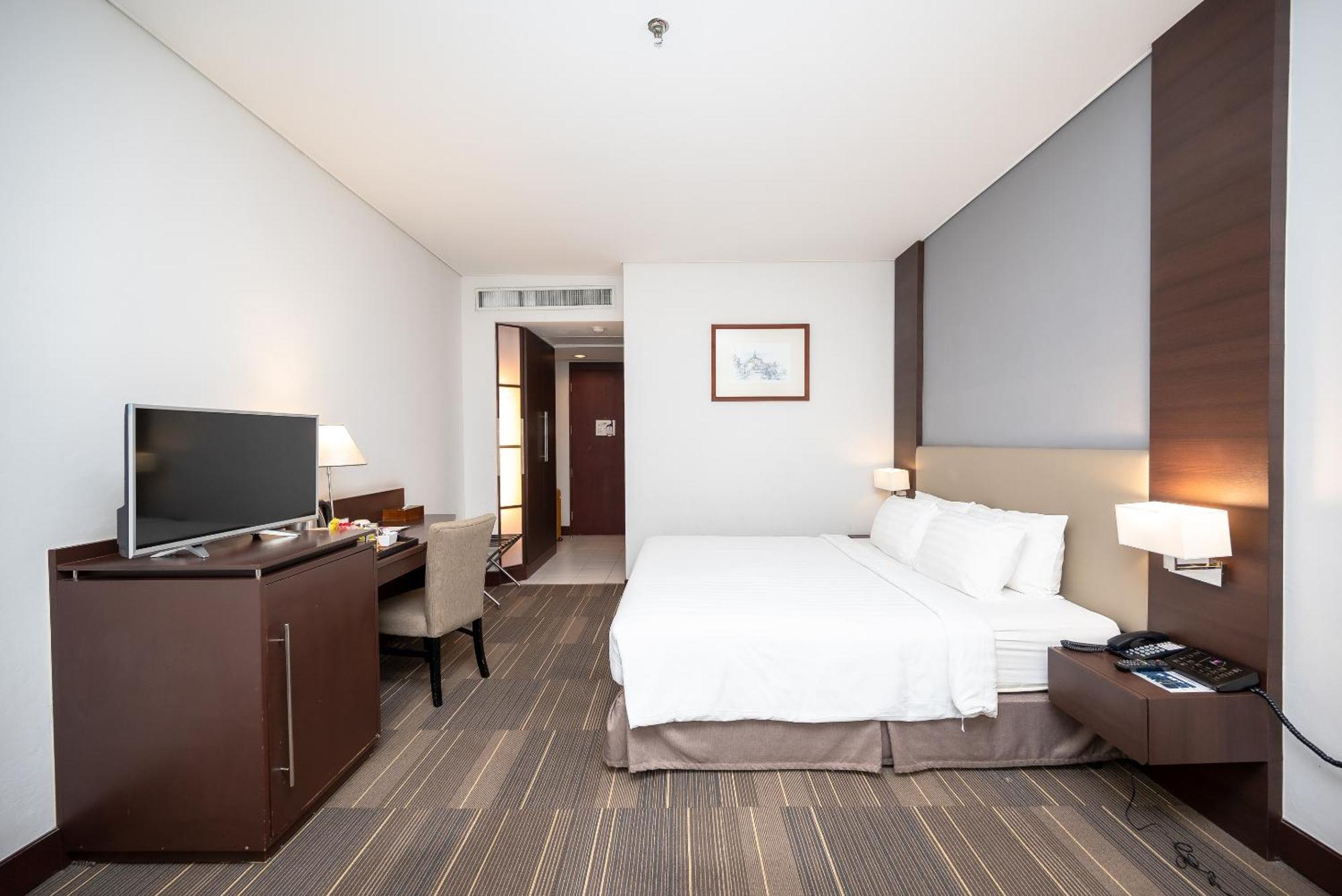 Fortune Hotel Korat- Sha Plus Nakhonratchasima Exterior photo